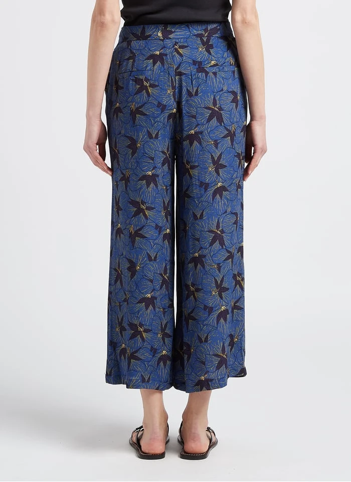 SEE U SOON Blue Flowing Floral Pattern Pants - Image 2
