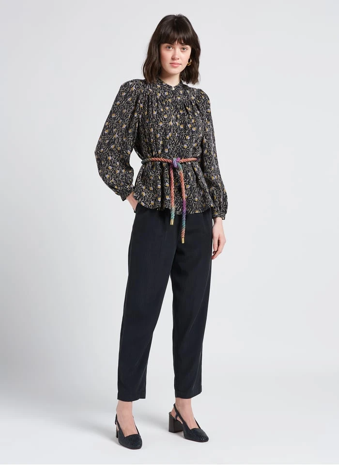Sessun HONDO - Black Tailored Jacquard Pants - Image 4
