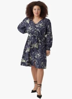 Vero Moda Curve Blue Printed V-neck Midi Dress
